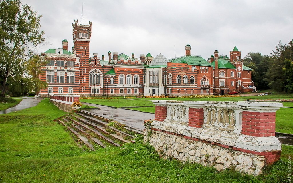 Замок шереметьева в йошкар оле фото